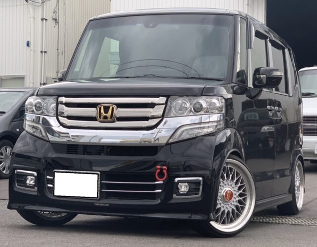 【販売車両】NBOXカスタム（ホンダ）